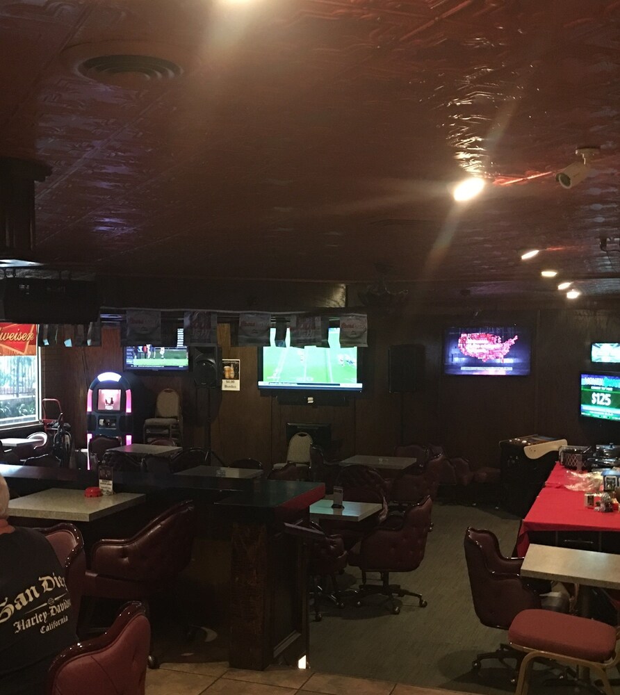 Hotel Bar