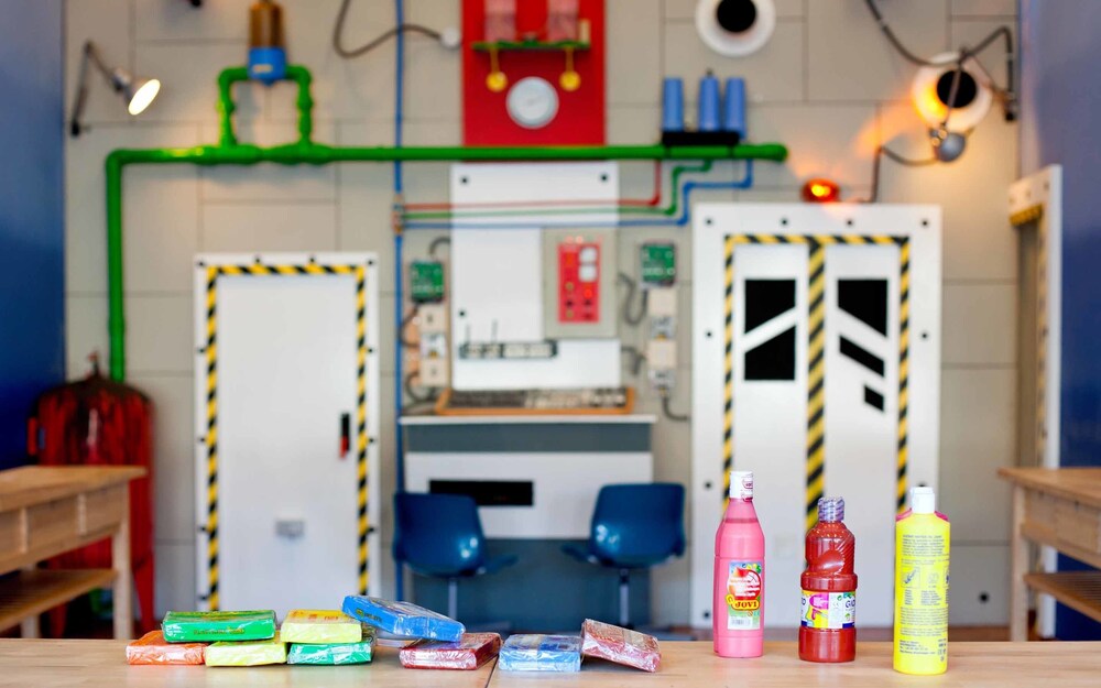 Childrens Play Area - Indoor