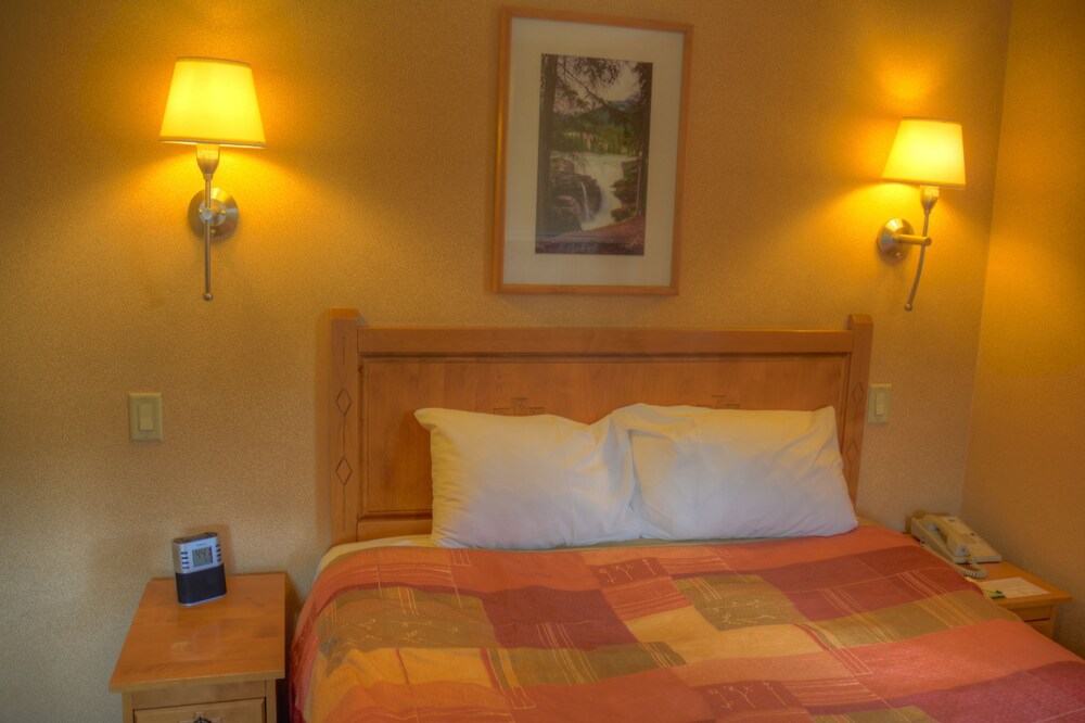 Junior Suite, 1 Queen Bed - Guestroom