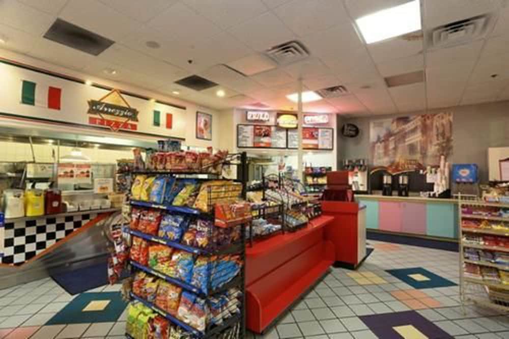 Food Court