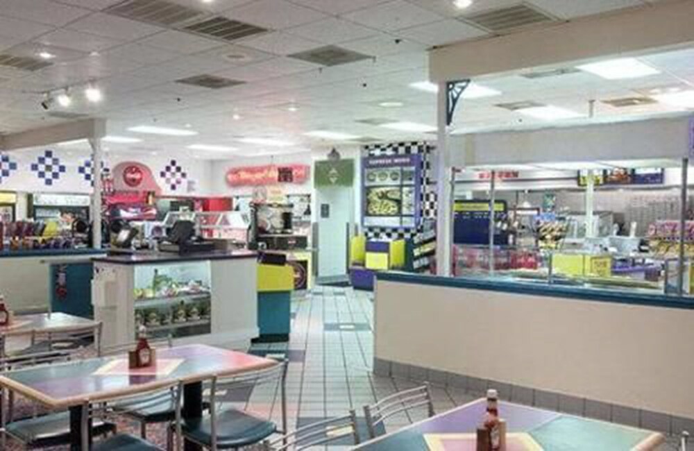 Food Court