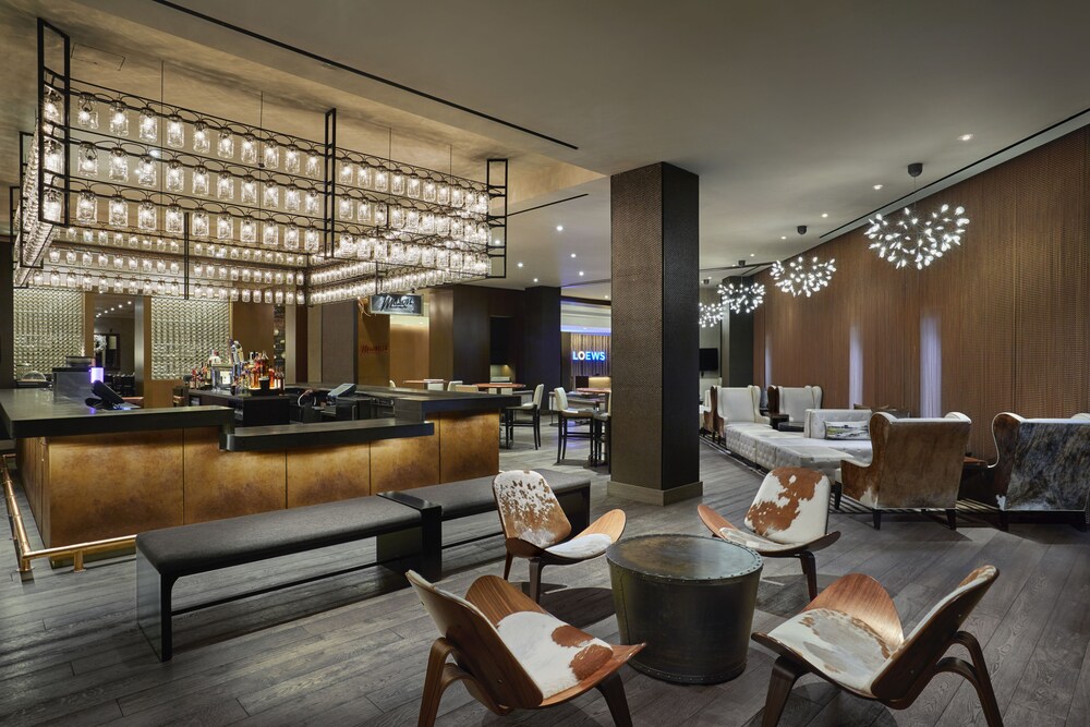 Hotel Bar