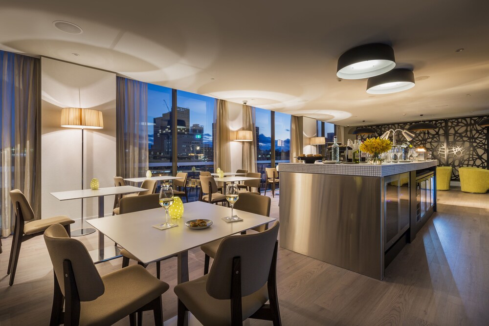 Executive Lounge