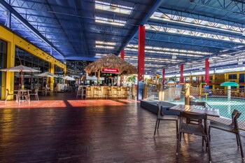 Hotel Bar