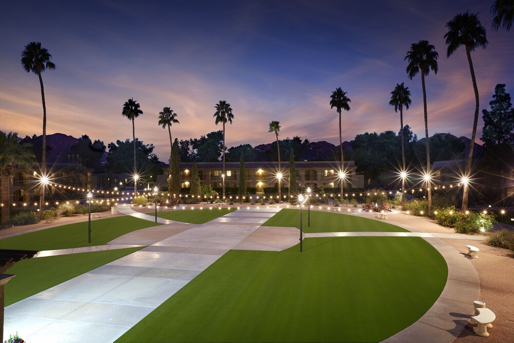 Courtyard View
