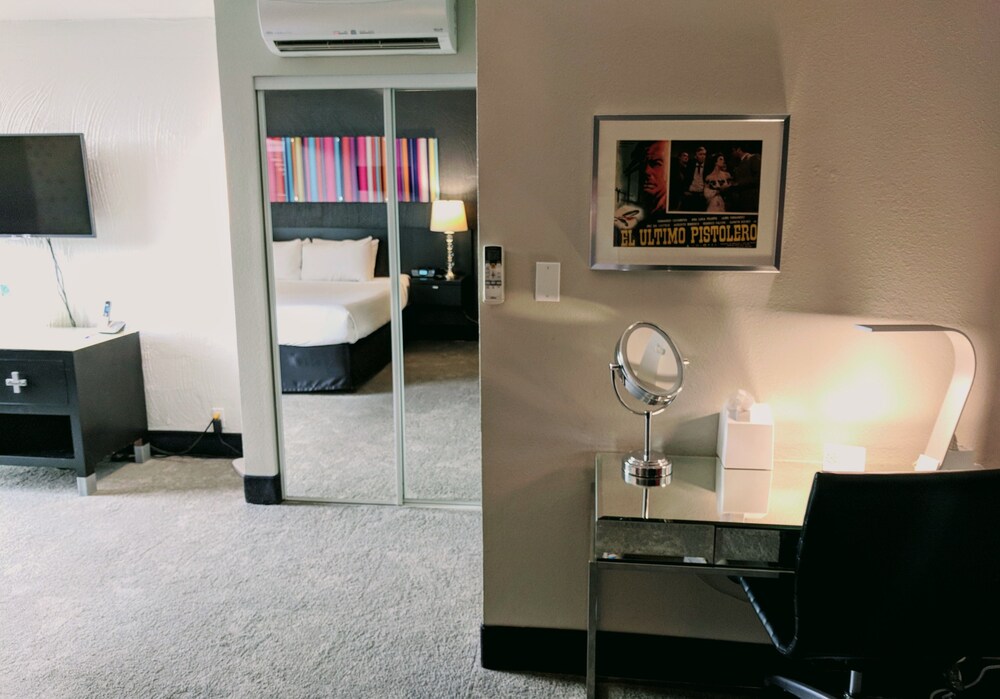 Guestroom