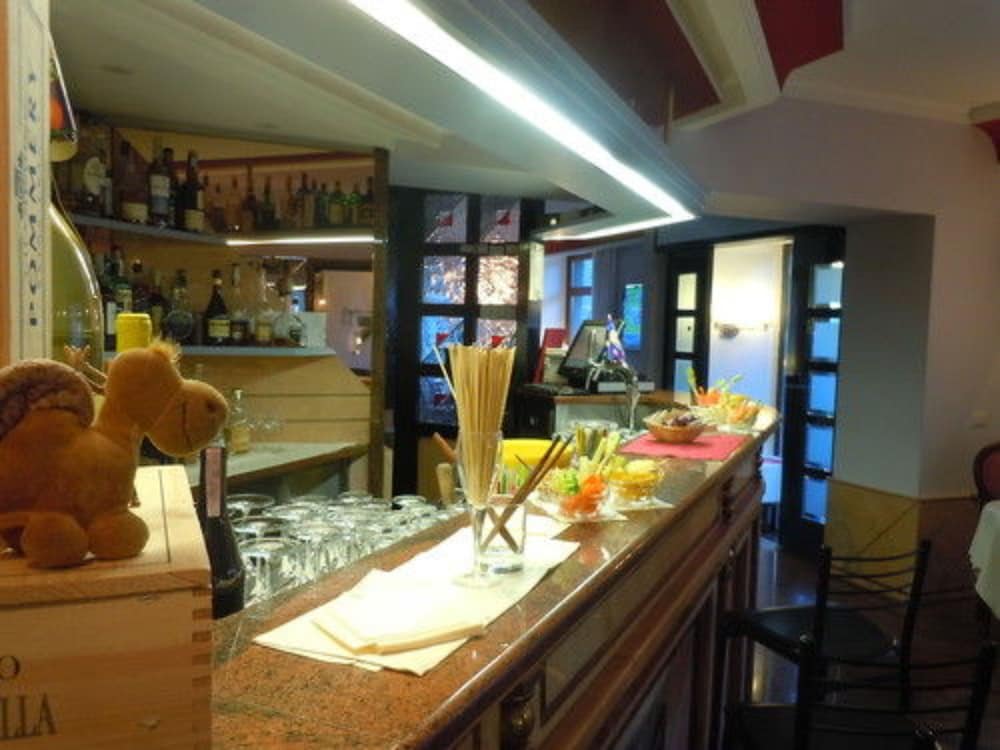 Hotel Bar