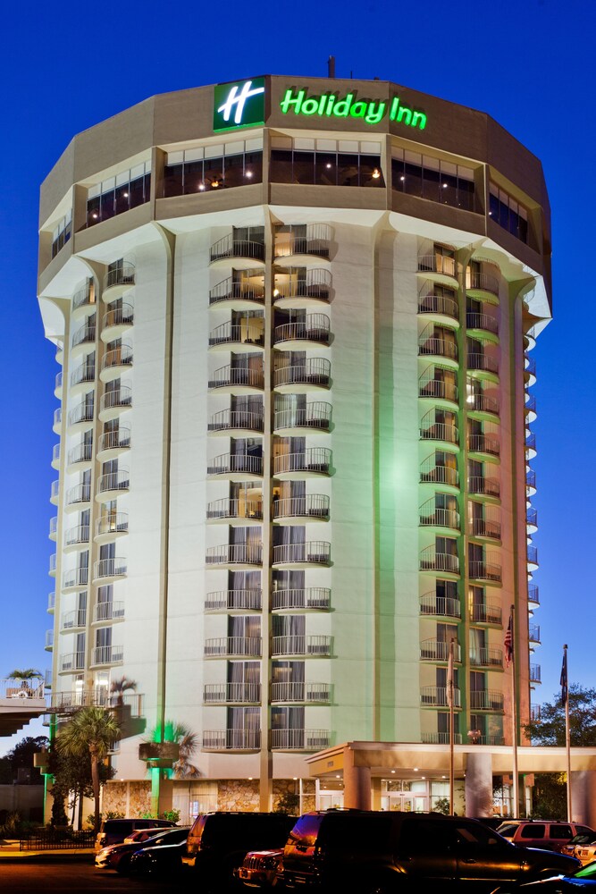 Hotel Front - Evening/Night