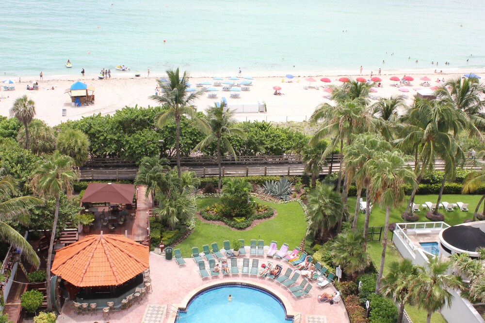 Beach/Ocean View