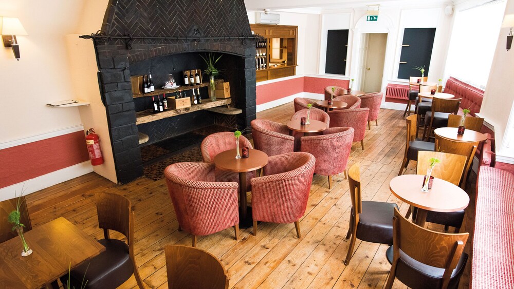 Hotel Lounge