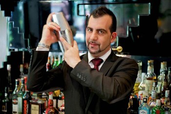 Hotel Bar