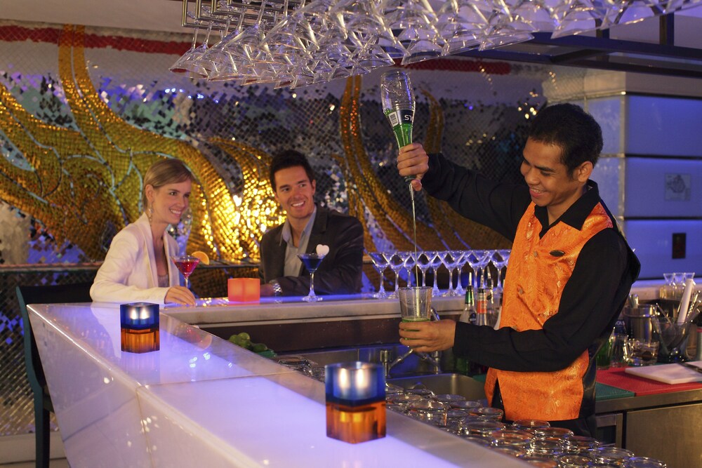 Hotel Bar