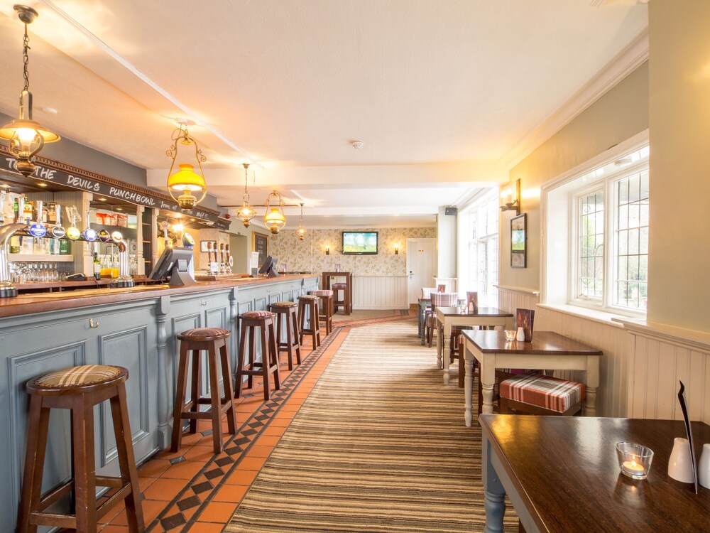 Hotel Bar