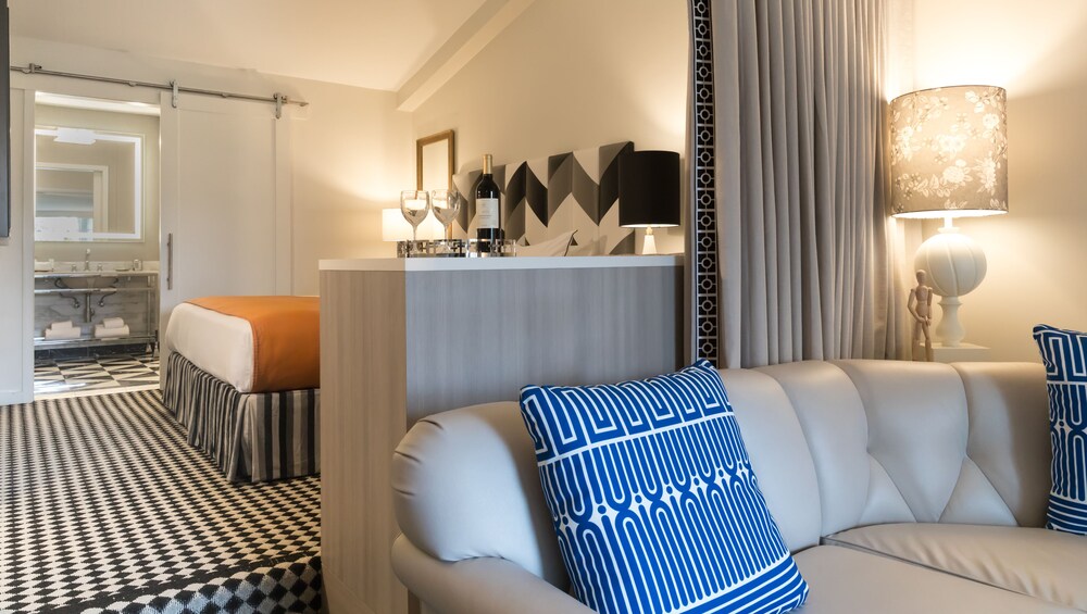 Guestroom
