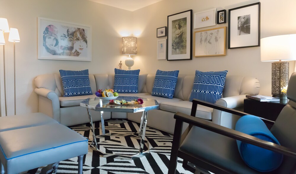 Guestroom