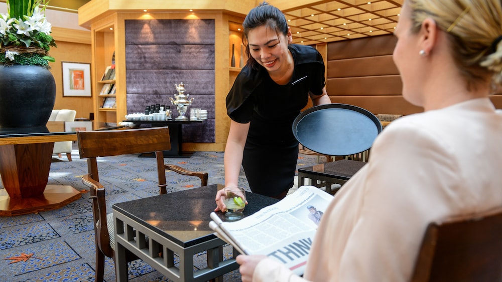 Hotel Lounge