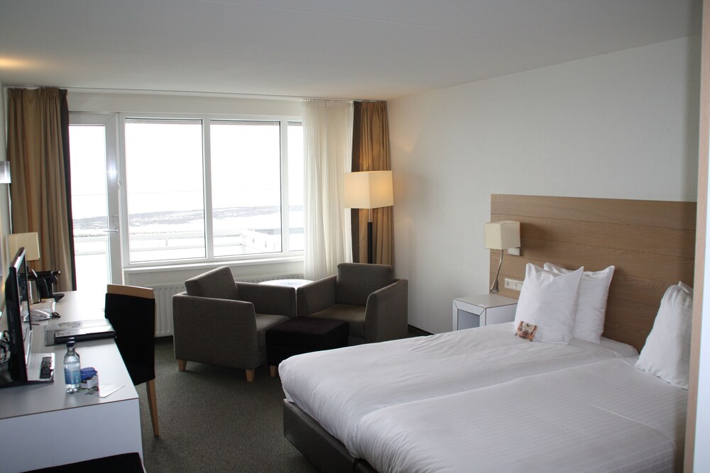 Guestroom View