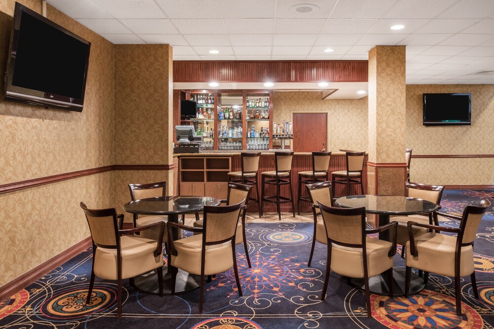 Hotel Lounge