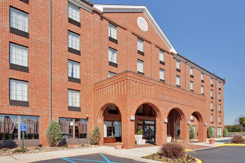 Holiday Inn Express - Harrisburg East
