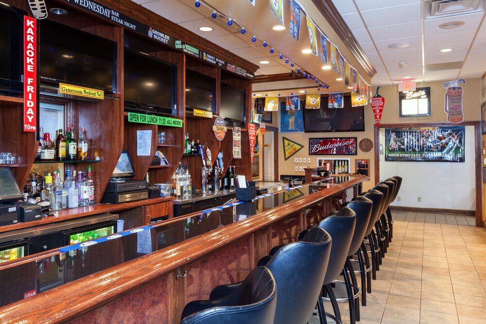 Hotel Bar