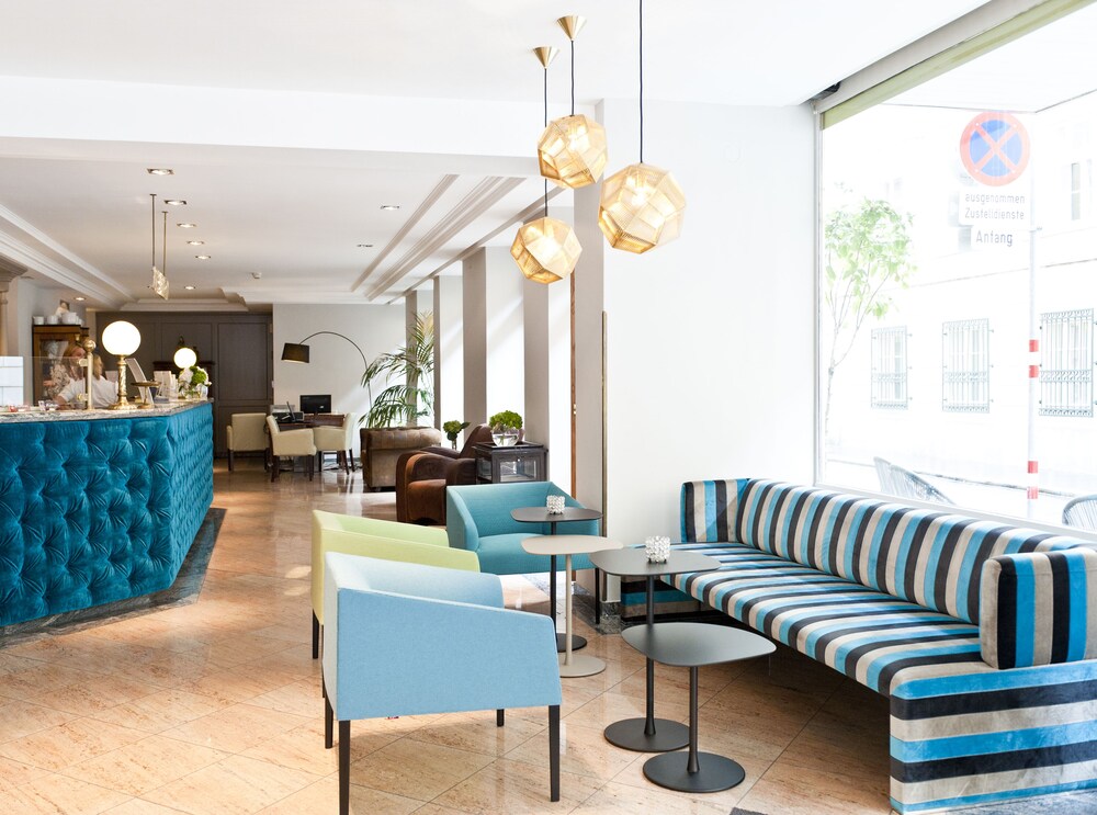 Lobby-Lounge