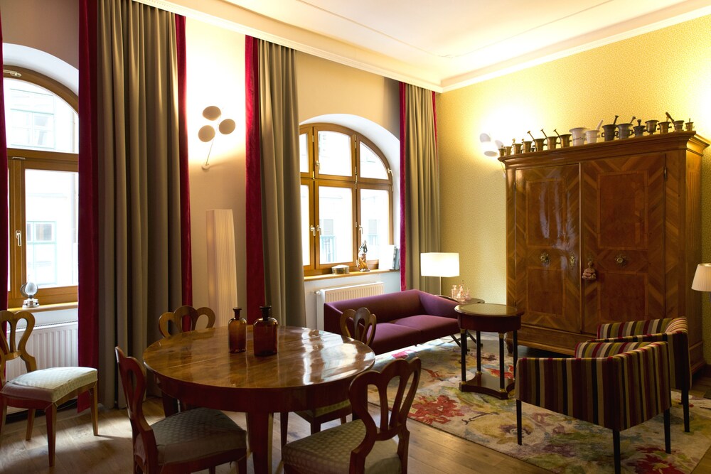 Executive-Lounge