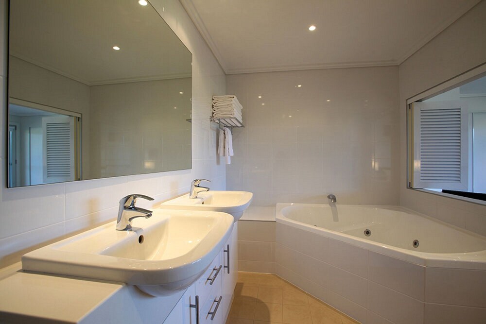 Jetted Tub