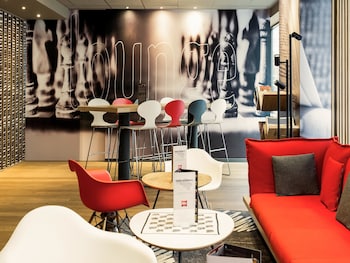 Hotel Bar