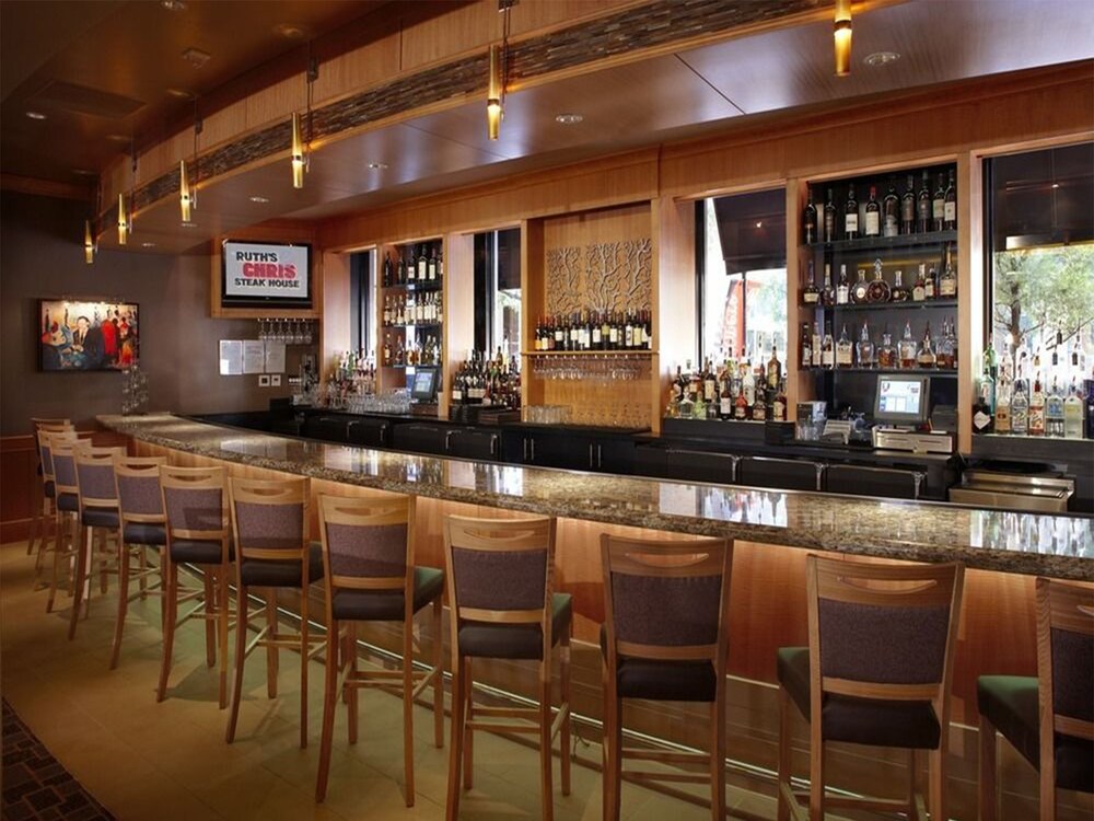 Hotel Bar