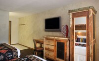 Room, 2 Double Beds (Woods)