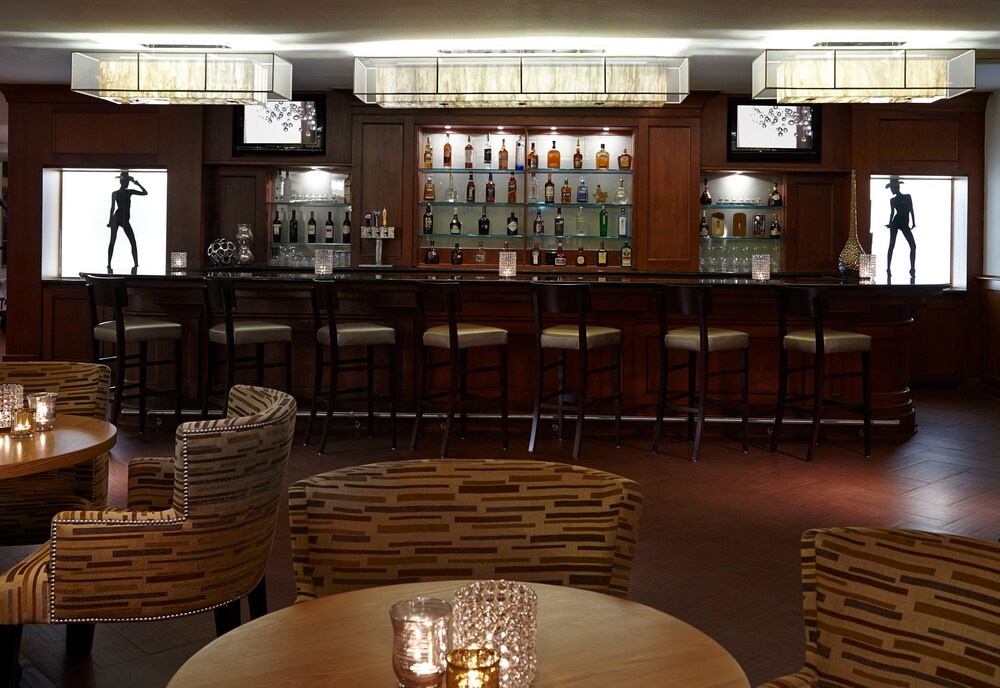 Hotel Lounge
