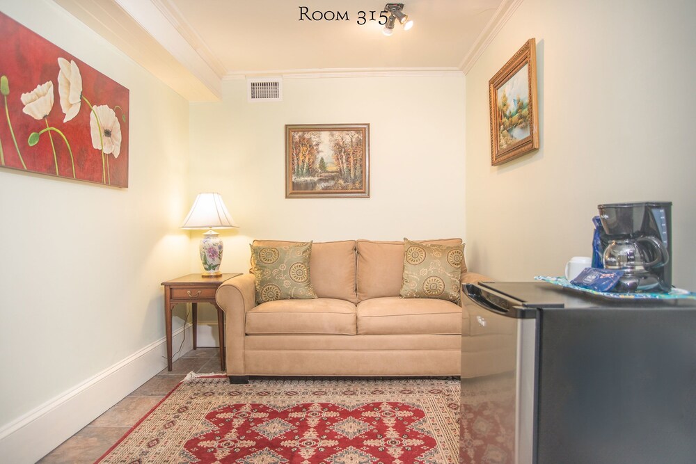 Guestroom