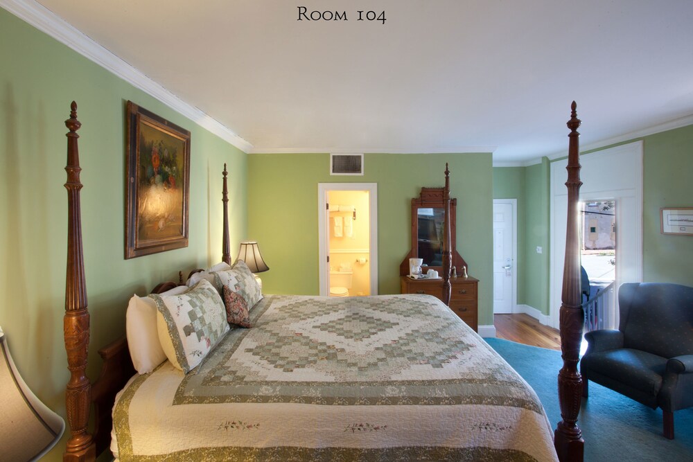 Guestroom