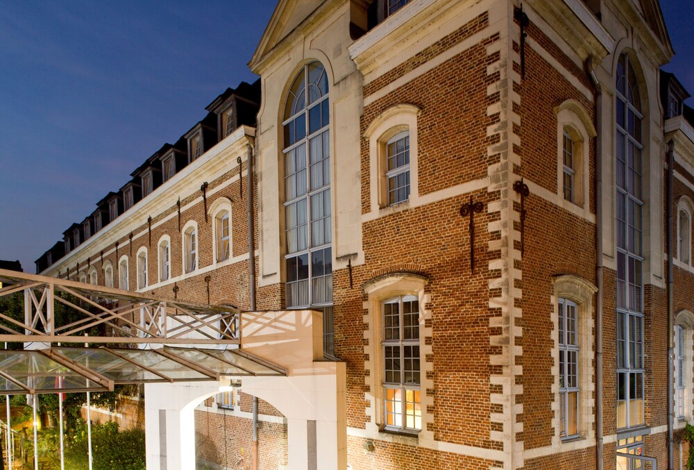 Hotel Front