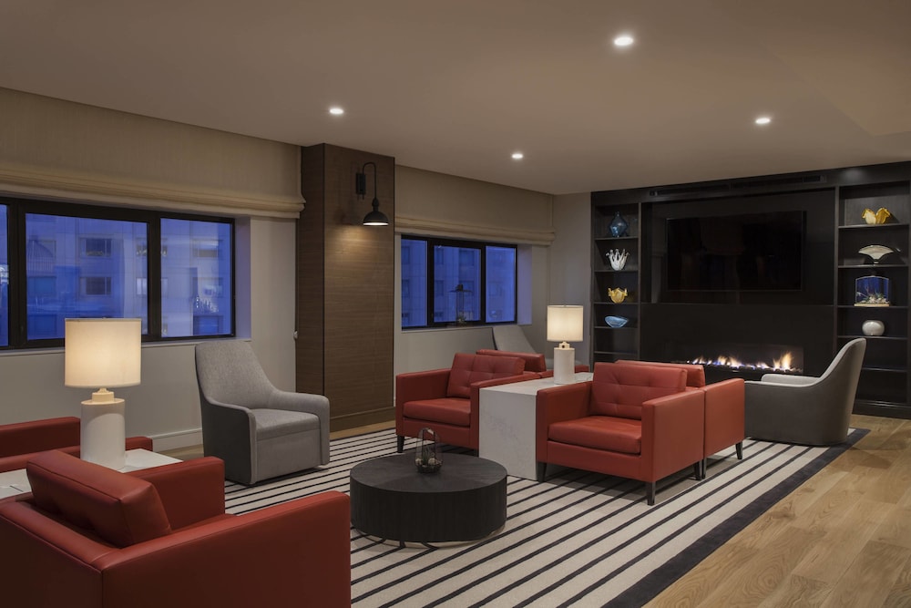 Executive Lounge