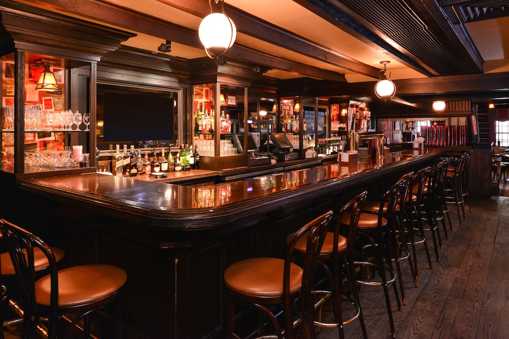 Sports Bar