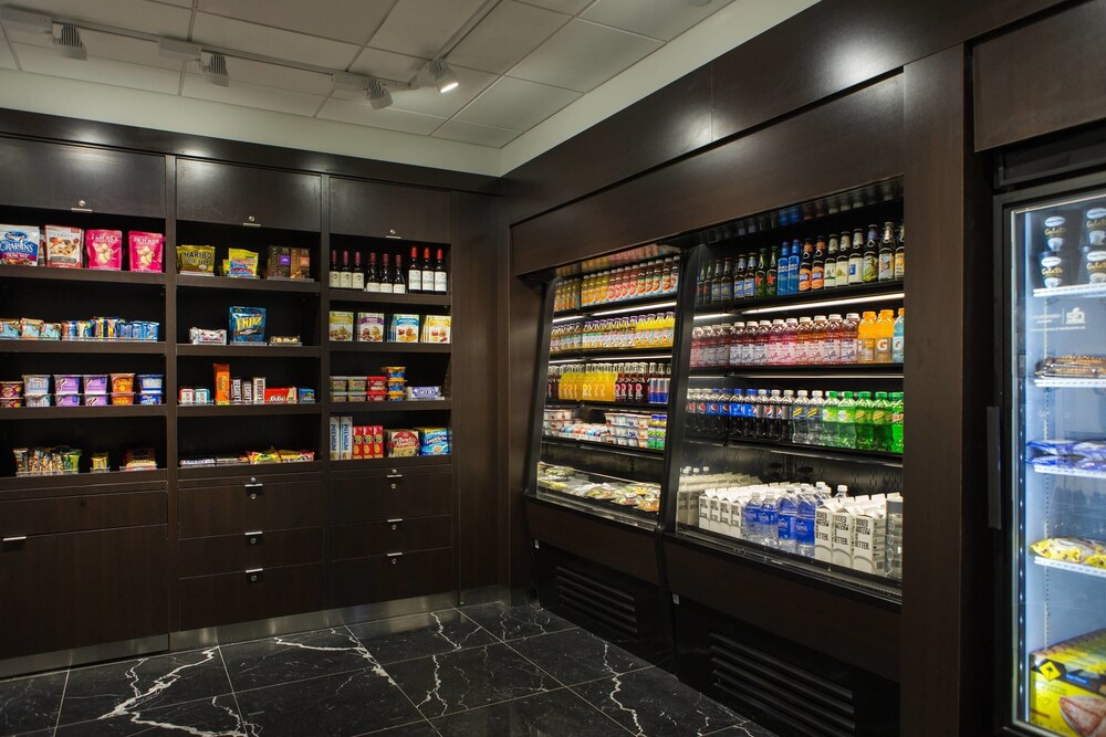 Snack Bar