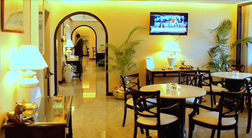 Executive Lounge