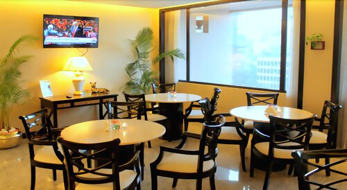 Executive Lounge