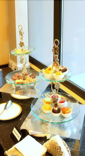Executive Lounge