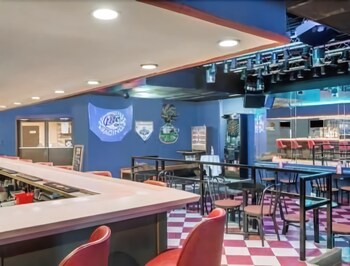Hotel Bar