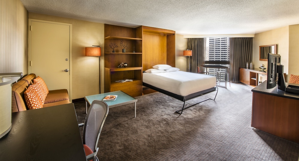 Room, Hyatt Regency Chicago