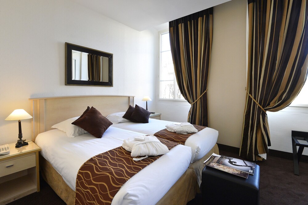 Guestroom