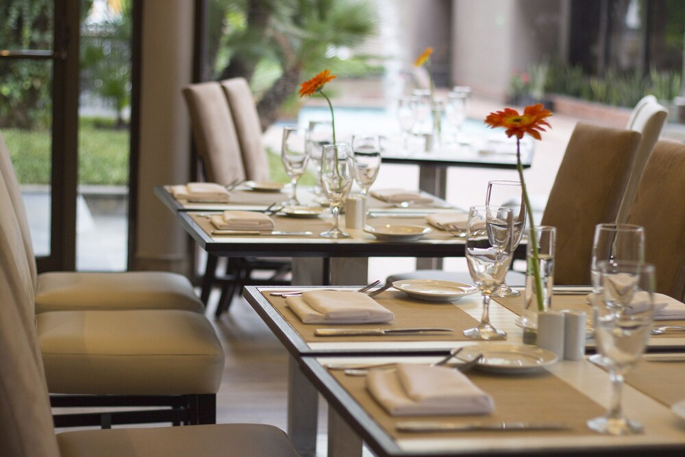 Family Dining
