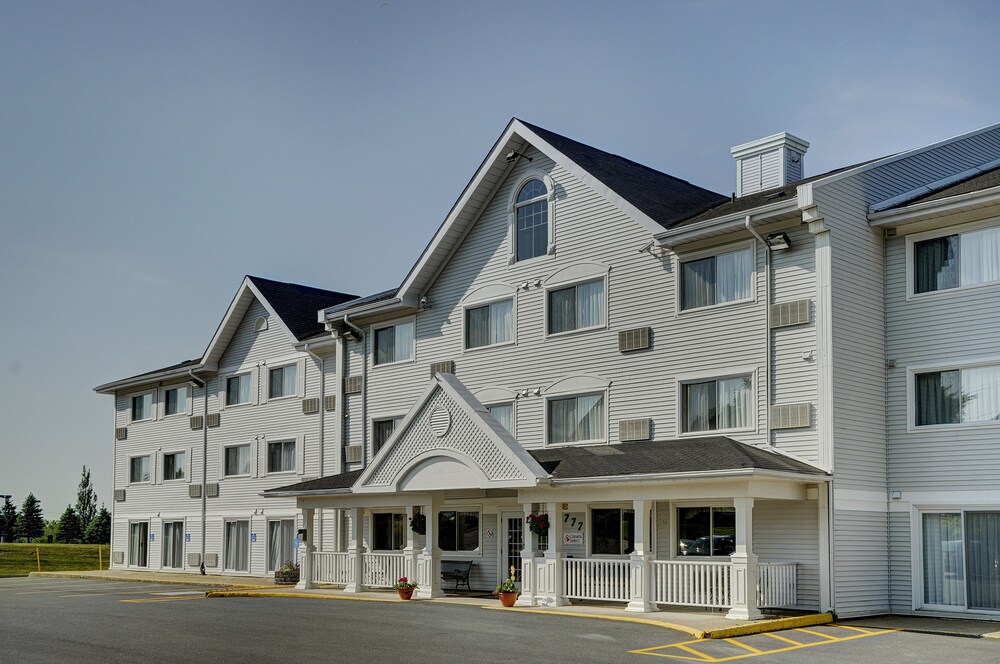 Hotel Front