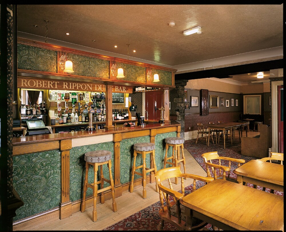 Hotel Bar