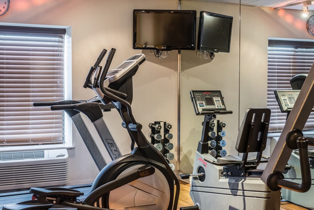 Fitness facility, Comfort Inn Airport