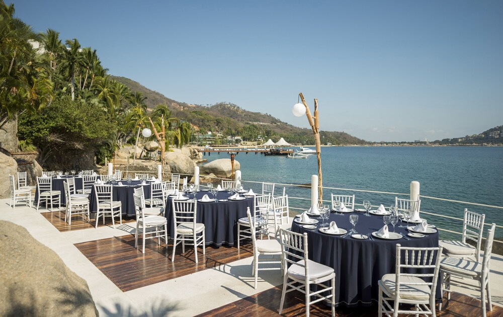Outdoor Banquet Area
