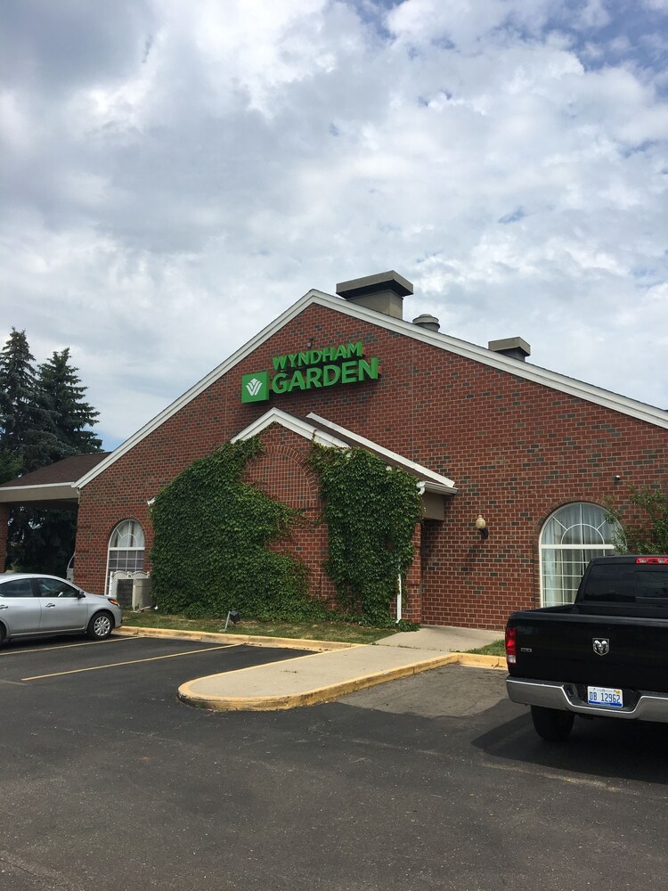 Front of property, Wyndham Garden Grand Rapids Airport