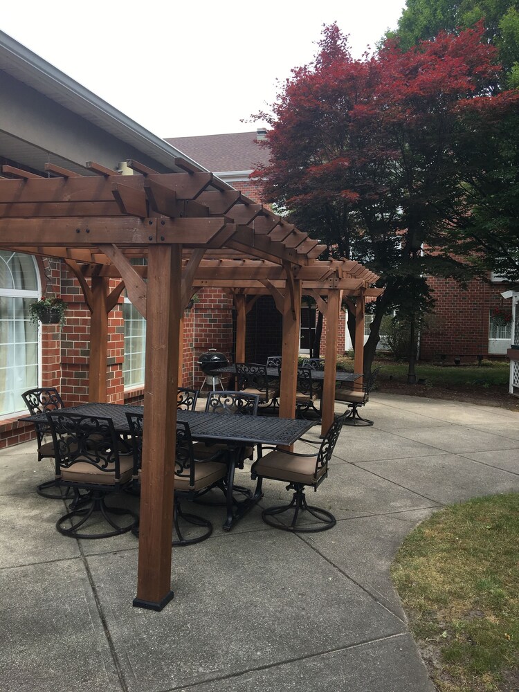 Terrace/patio, Wyndham Garden Grand Rapids Airport